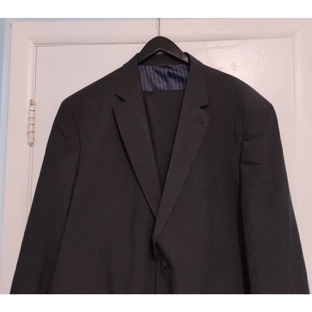 GS Mens 2 Button Poly & Wool Blend suit 52L Solid Charcoal Gray pant 50WX32L